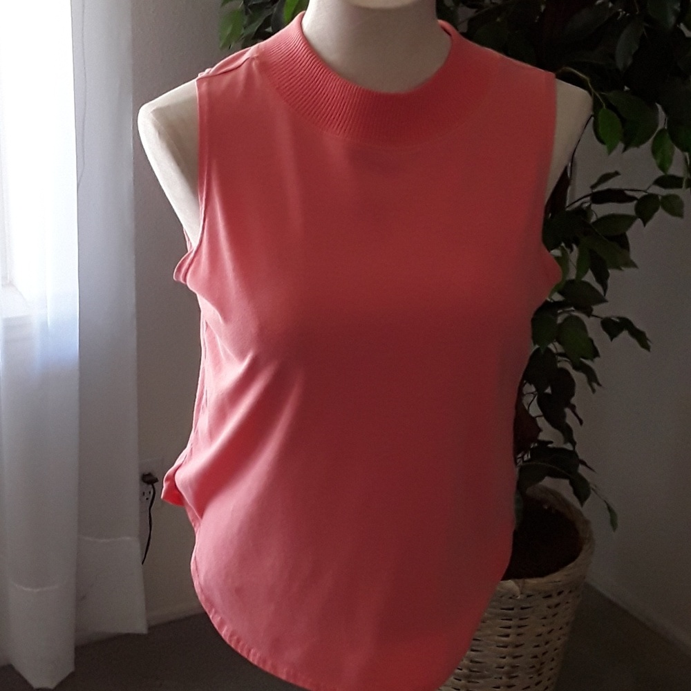 Nuggets sleeveless shirt